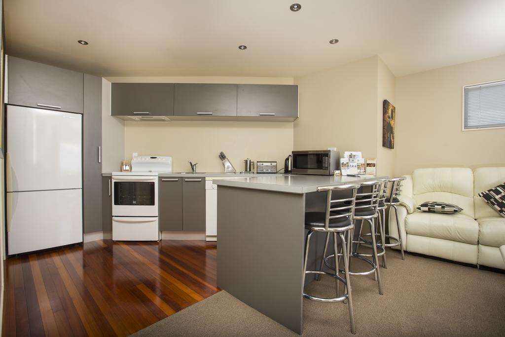Tahi Lodge - Matakana Coast Snells Beach Eksteriør billede